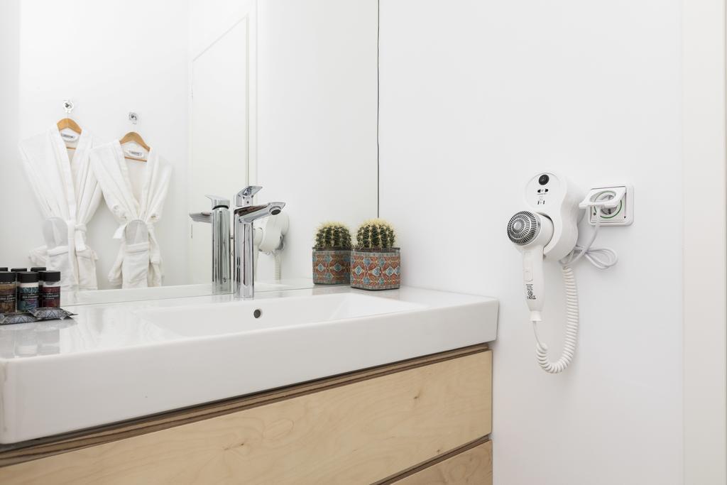 Euryclea Residences Apartment